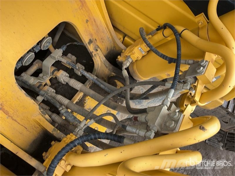 Komatsu PC210LC-10 Tracked Excavator Bageri gusjeničari
