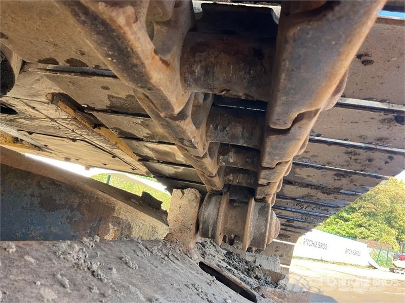Komatsu PC210LC-10 Tracked Excavator Crawler excavators