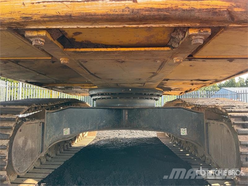 Komatsu PC210LC-10 Tracked Excavator Bandgrävare