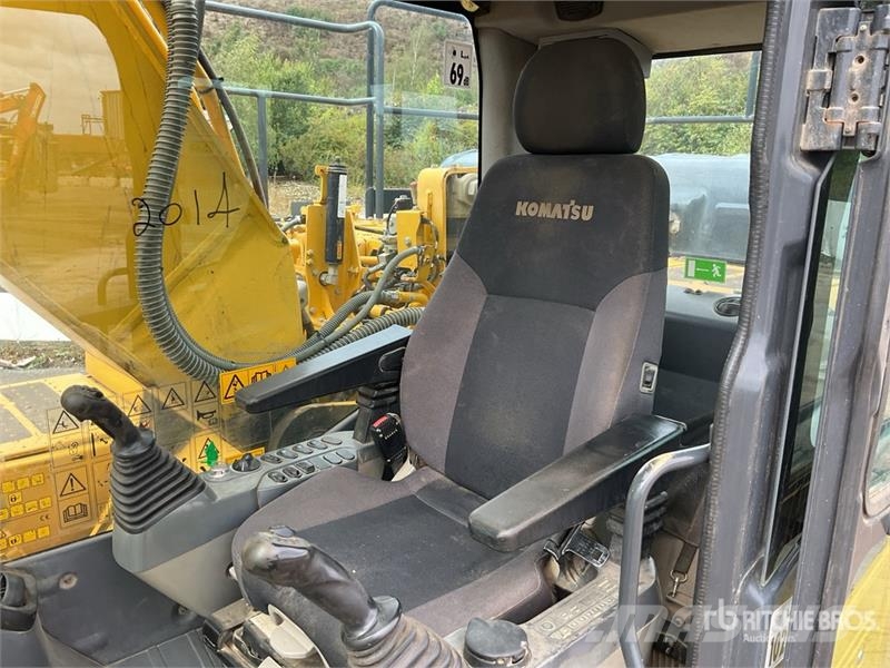 Komatsu PC210LC-10 Tracked Excavator Bageri gusjeničari