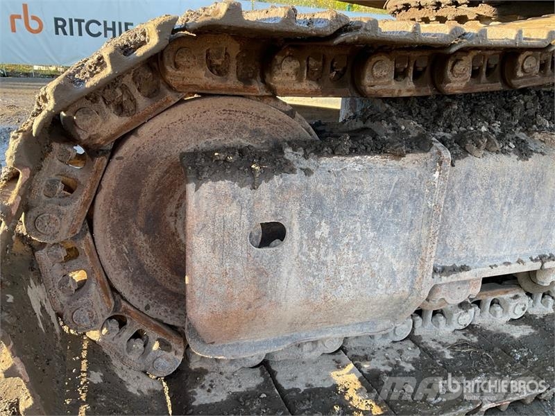 Komatsu PC210LC-10 Tracked Excavator Kāpurķēžu ekskavatori