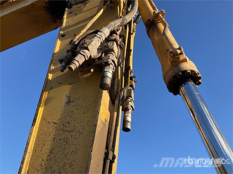 Komatsu PC210LC-10 Tracked Excavator Kāpurķēžu ekskavatori