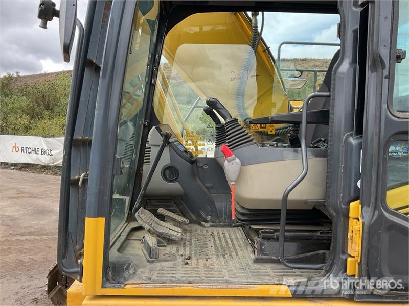 Komatsu PC210LC-10 Tracked Excavator Bageri gusjeničari
