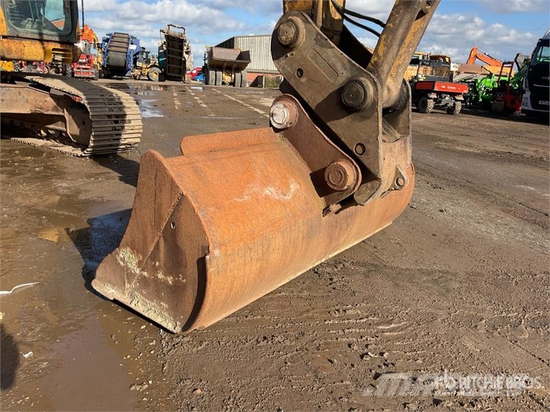Komatsu PC210LC-10 Tracked Excavator Crawler excavators