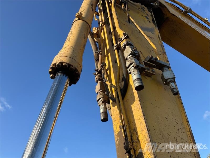Komatsu PC210LC-10 Tracked Excavator Kāpurķēžu ekskavatori