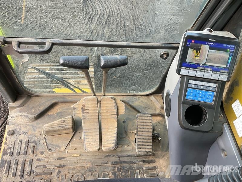 Komatsu PC210LC-10 Tracked Excavator Raupenbagger