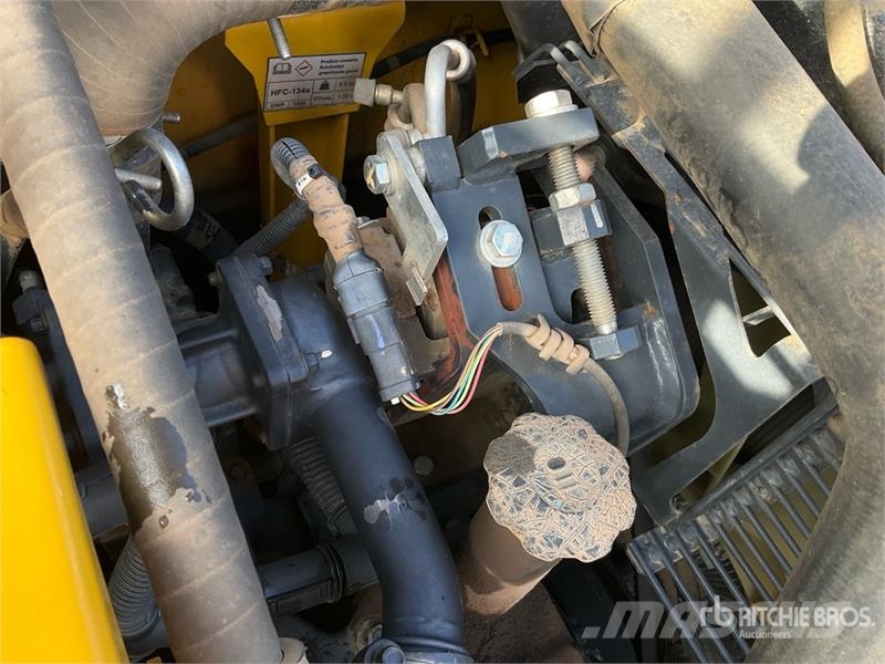 Komatsu PC210LC-10 Tracked Excavator Bandgrävare