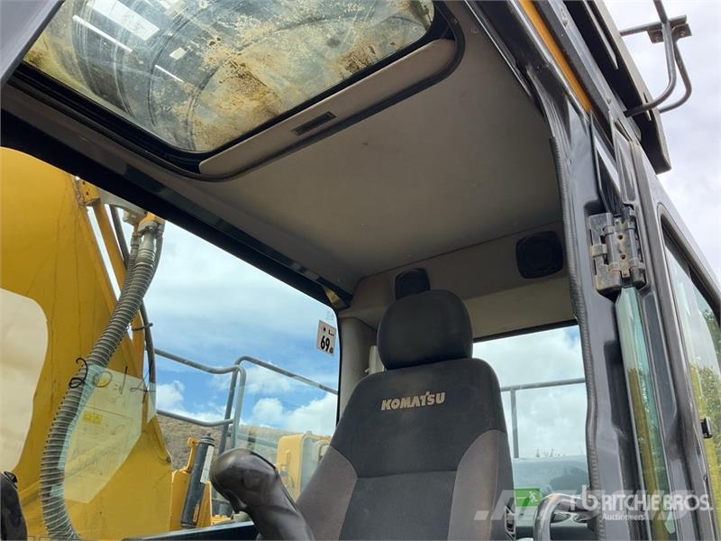 Komatsu PC210LC-10 Tracked Excavator Bageri gusjeničari