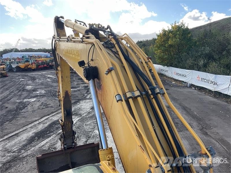 Komatsu PC210LC-10 Tracked Excavator Crawler excavators
