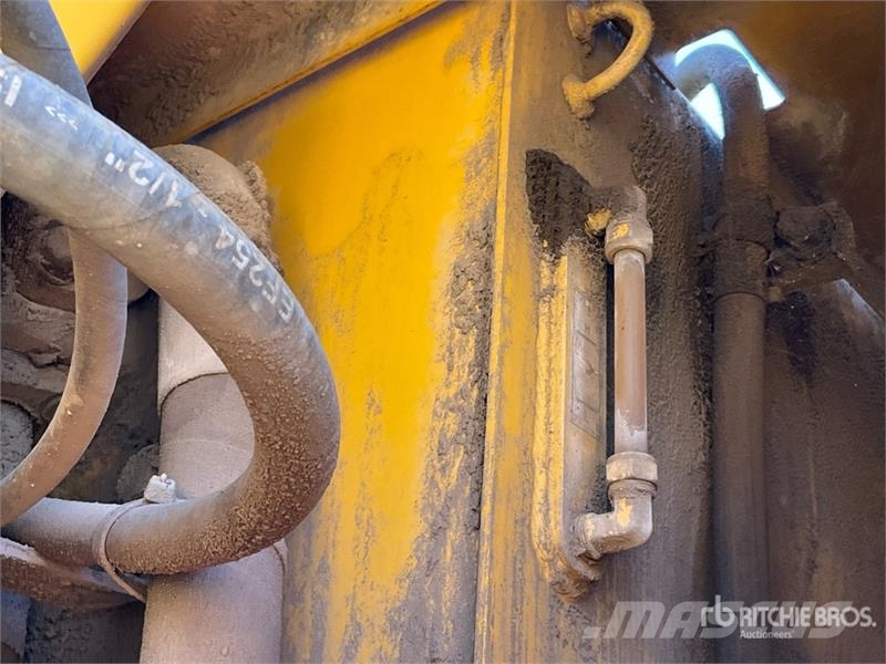 Komatsu PC210LC-10 Tracked Excavator Kāpurķēžu ekskavatori