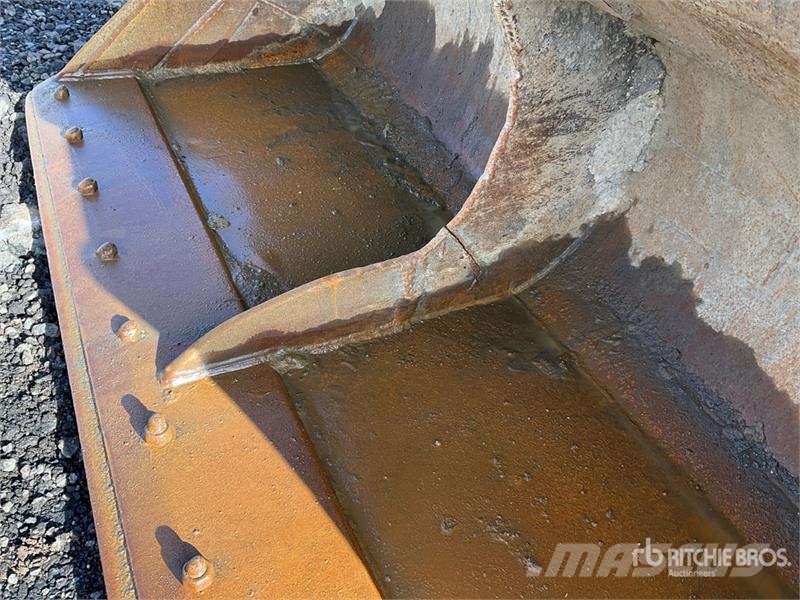 Komatsu PC210LC-10 Tracked Excavator Bandgrävare