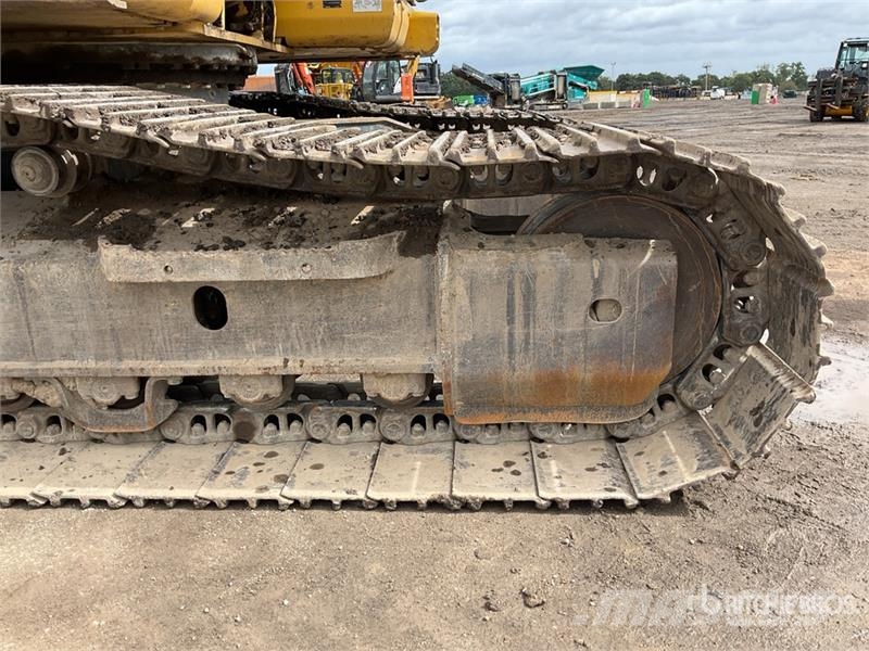Komatsu PC210LC-10 Tracked Excavator Bageri gusjeničari