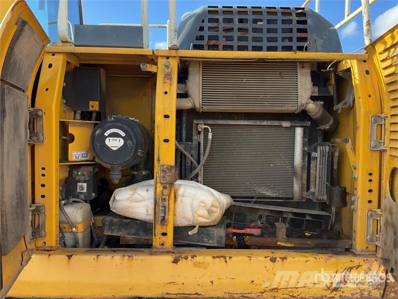 Komatsu PC210LC-10 Tracked Excavator Crawler excavators