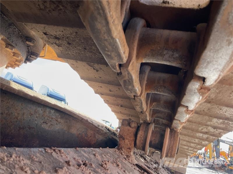 Komatsu PC210LC-10 Tracked Excavator Crawler excavators