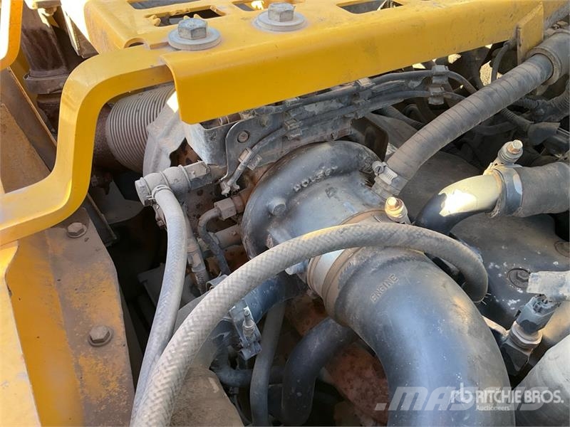 Komatsu PC210LC-10 Tracked Excavator Kāpurķēžu ekskavatori