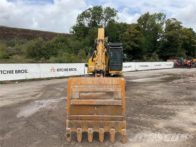 Komatsu PC210LC-10 Tracked Excavator Bageri gusjeničari