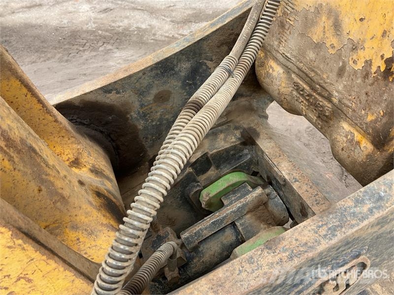 Komatsu PC210LC-10 Tracked Excavator Bageri gusjeničari