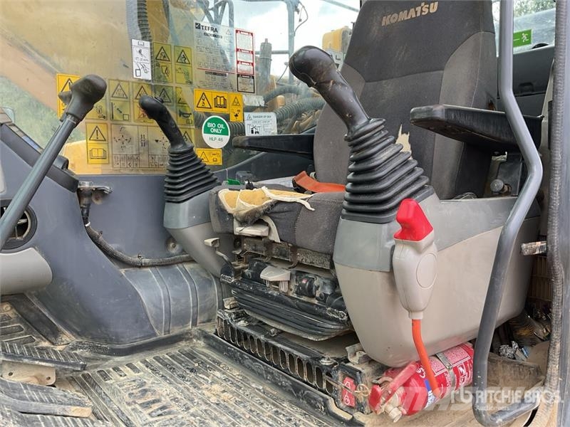 Komatsu PC210LC-11 Tracked Excavator Bagri goseničarji