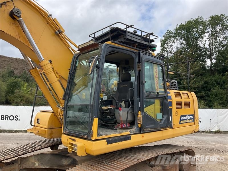 Komatsu PC210LC-11 Tracked Excavator Bagri goseničarji