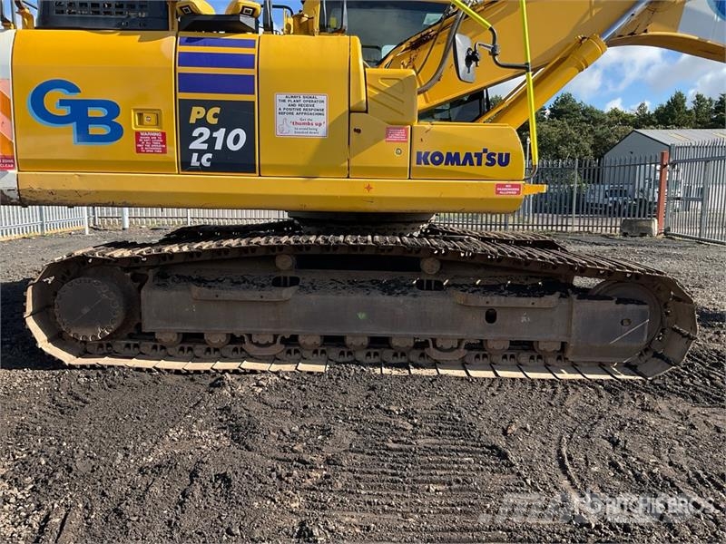Komatsu PC210LC-11E0 Tracked Excavator Crawler excavators