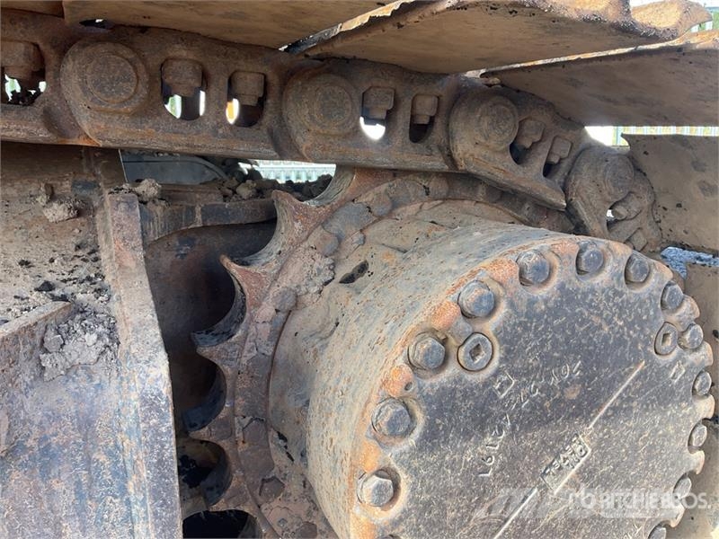 Komatsu PC210LC-11E0 Tracked Excavator Crawler excavators