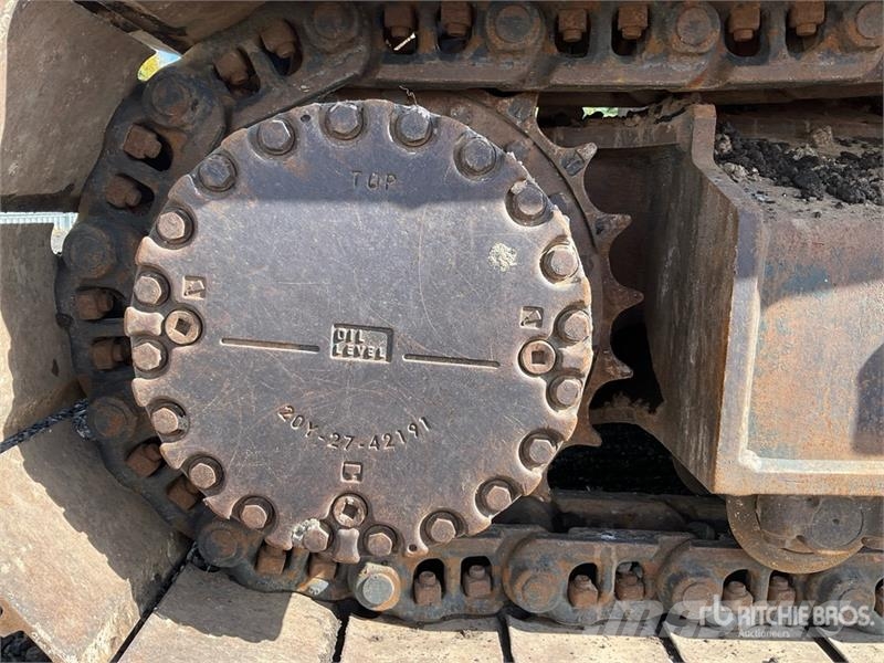 Komatsu PC210LC-11E0 Tracked Excavator Crawler excavators