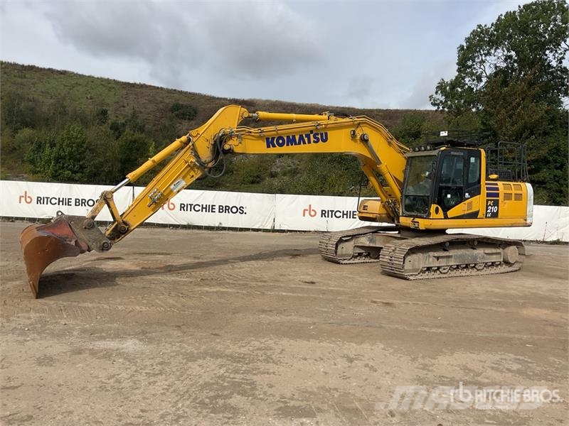 Komatsu PC210LC-11E0 Tracked Excavator Crawler excavators
