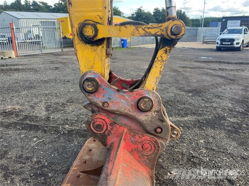 Komatsu PC210LC-11E0 Tracked Excavator Crawler excavators