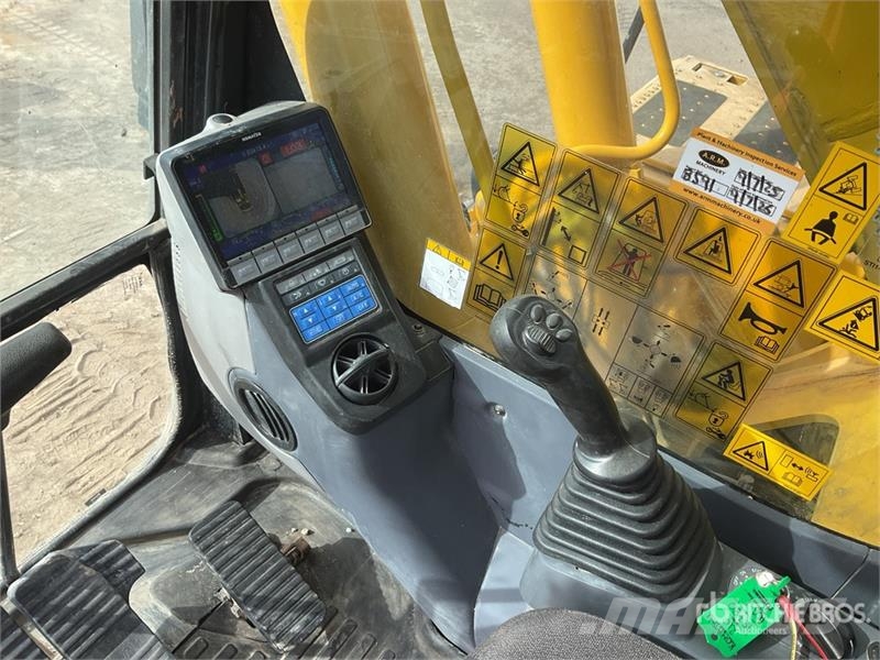 Komatsu PC210LC-11E0 Tracked Excavator Crawler excavators