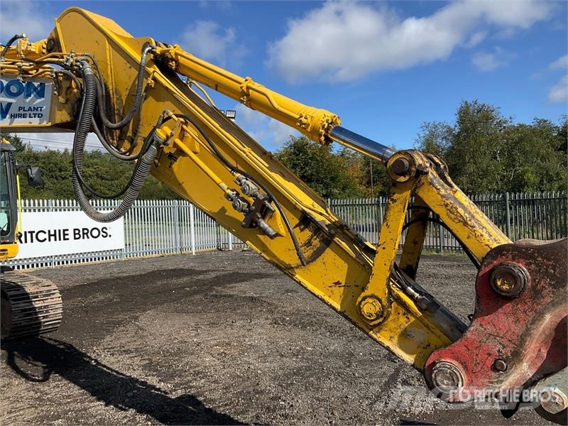 Komatsu PC210LC-11E0 Tracked Excavator Crawler excavators