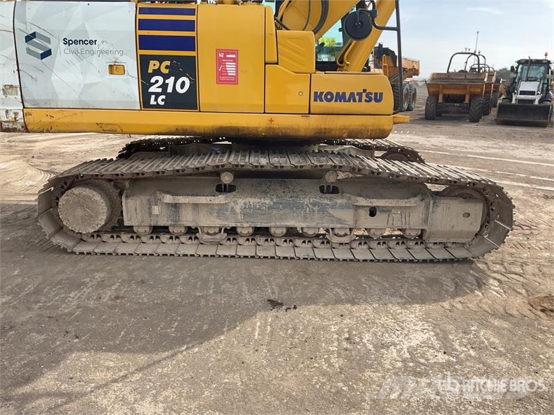 Komatsu PC210LC-11E0 Tracked Excavator Crawler excavators
