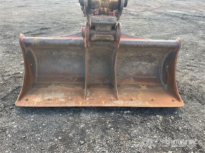 Komatsu PC210LC-11E0 Tracked Excavator Crawler excavators