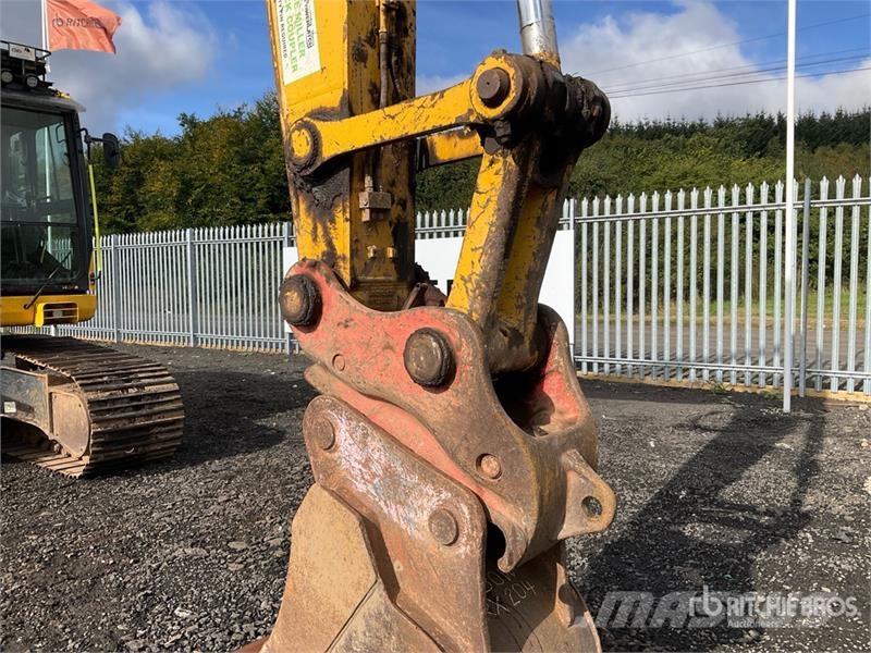Komatsu PC210LC-11E0 Tracked Excavator Crawler excavators