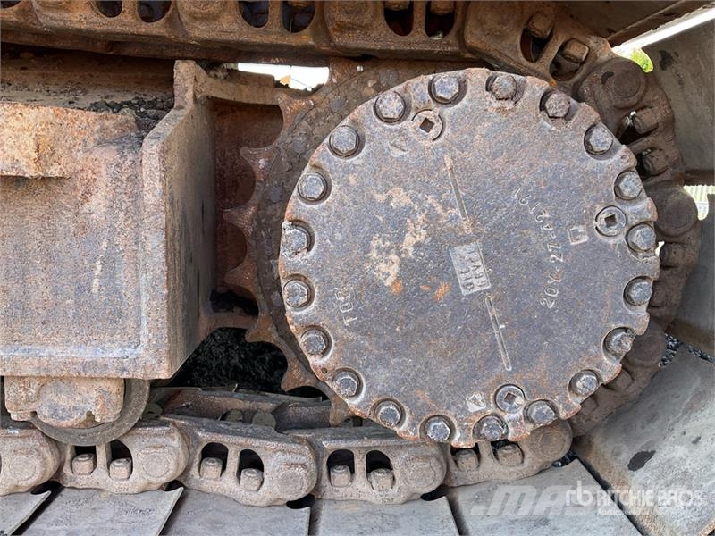 Komatsu PC210LC-11E0 Tracked Excavator Crawler excavators