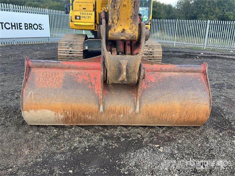 Komatsu PC210LC-11E0 Tracked Excavator Crawler excavators