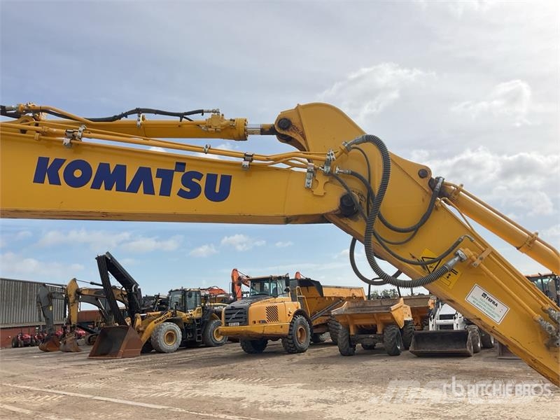 Komatsu PC210LC-11E0 Tracked Excavator Crawler excavators