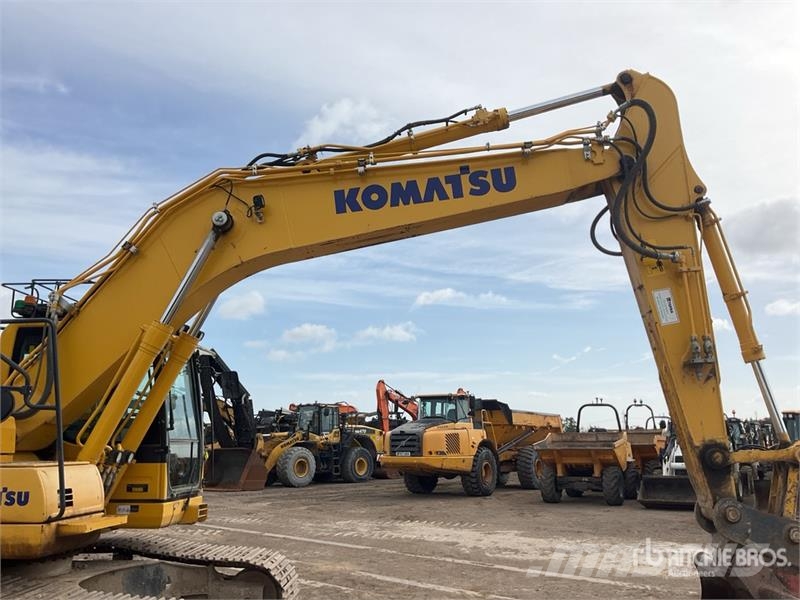 Komatsu PC210LC-11E0 Tracked Excavator Crawler excavators
