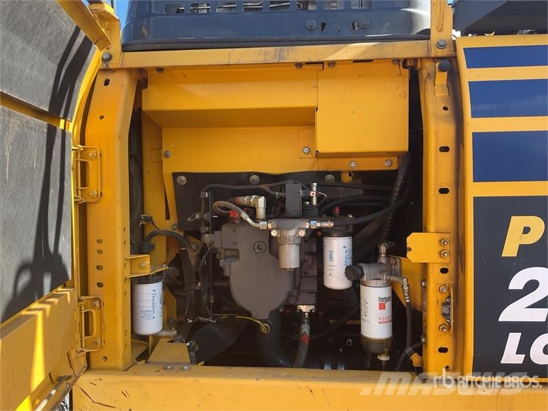 Komatsu PC210LC-11E0 Tracked Excavator Crawler excavators