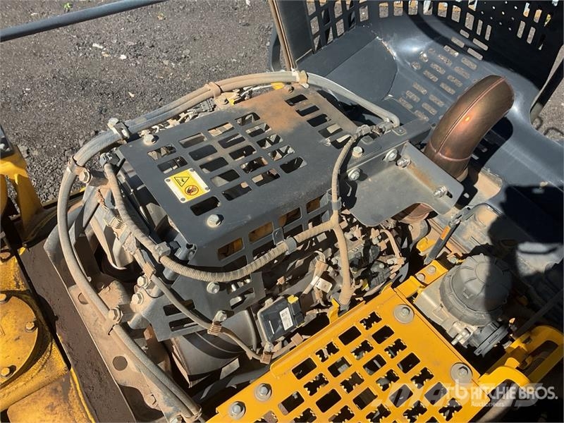 Komatsu PC210LC-11E0 Tracked Excavator Crawler excavators