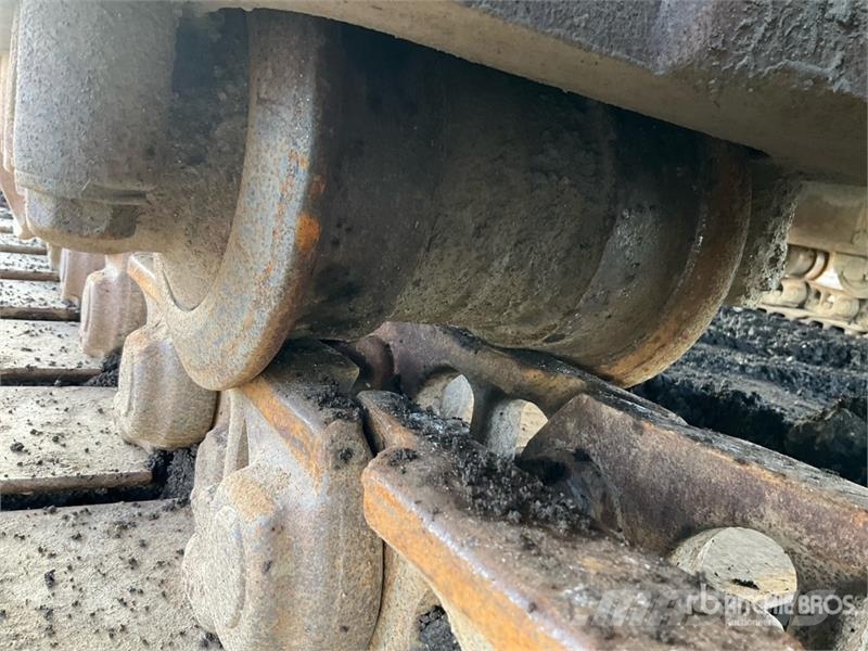 Komatsu PC210LC-11E0 Tracked Excavator Crawler excavators