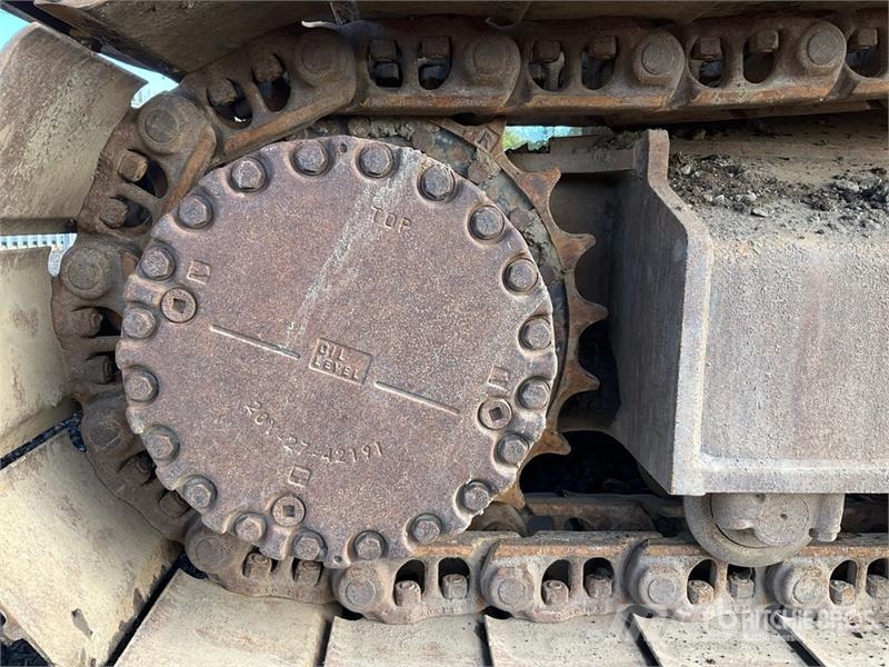Komatsu PC210LC-11E0 Tracked Excavator Crawler excavators