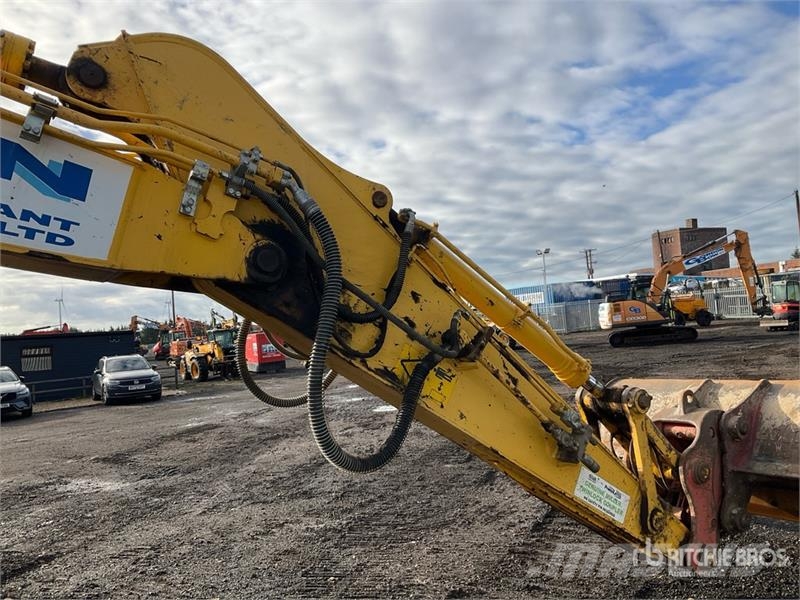 Komatsu PC210LC-11E0 Tracked Excavator Crawler excavators