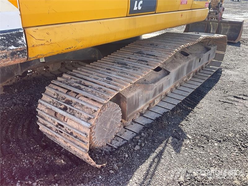 Komatsu PC210LC-11E0 Tracked Excavator Crawler excavators