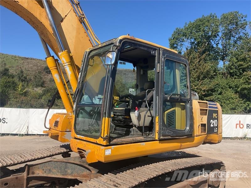 Komatsu PC210LC-8 Kāpurķēžu ekskavatori