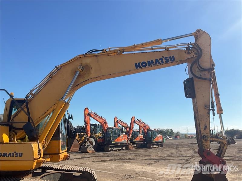 Komatsu PC210LC-8 Kāpurķēžu ekskavatori