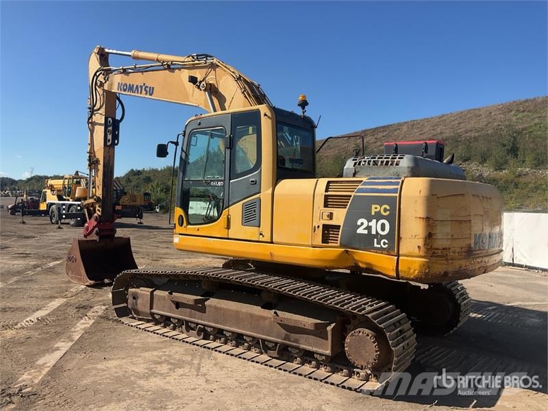 Komatsu PC210LC-8 Kāpurķēžu ekskavatori