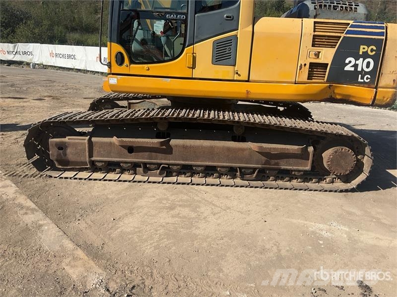 Komatsu PC210LC-8 Kāpurķēžu ekskavatori