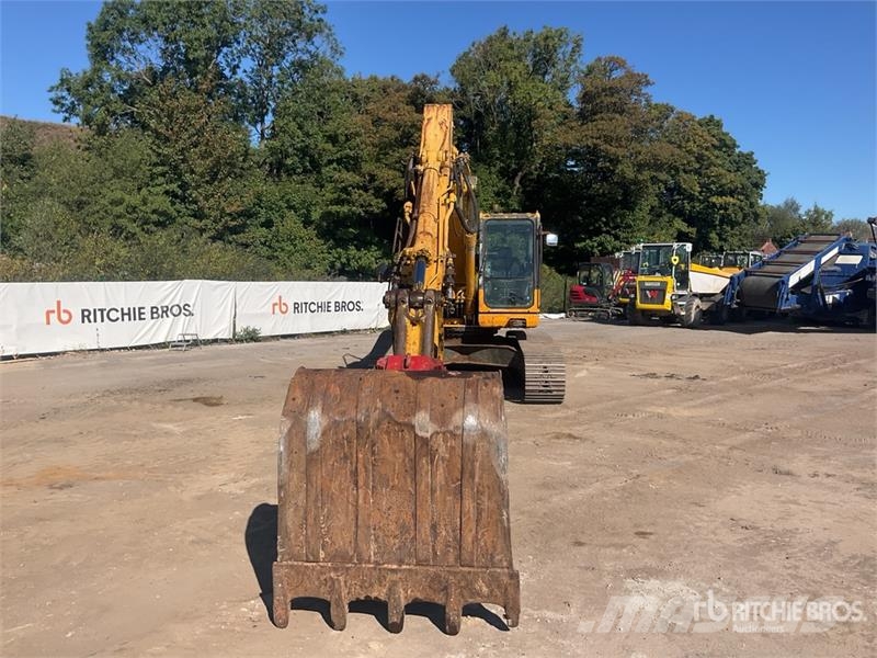 Komatsu PC210LC-8 Kāpurķēžu ekskavatori