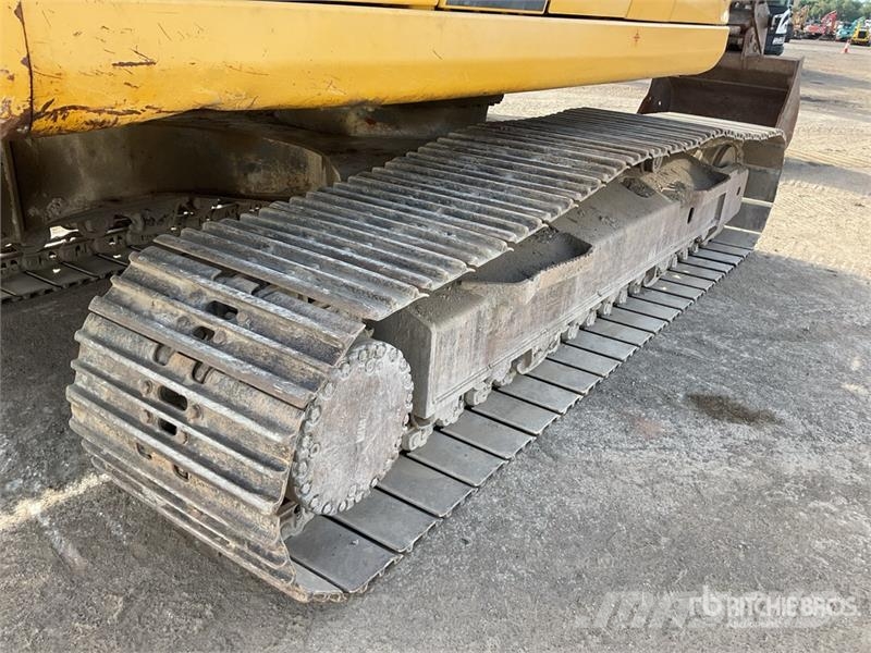 Komatsu PC210LCI-11 履带挖掘机
