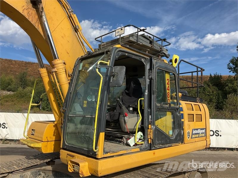 Komatsu PC210LCI-11 履带挖掘机